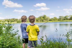 Canne à pêche télescopique de 2,1 mètres avec boîte à pêche et sac