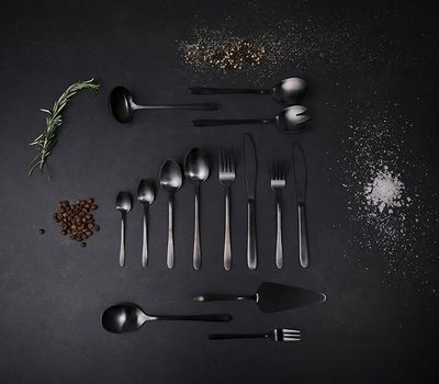 Couverts Noir Mat – La Cuisine Magique