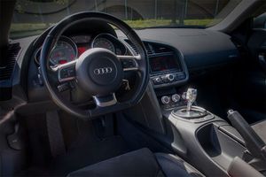 Rijden in een Audi R8: een onvergetelijke ervaring