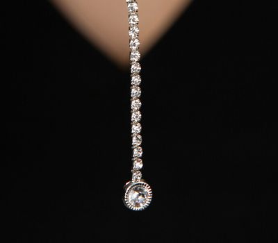Halskette mit Zirkonias (Farbe: Silber)