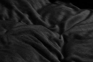 Zwart velvet dekbedovertrek (200 x 220 cm)
