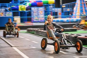 2 tickets voor Jimmy's Speelparadijs + rolschaatsen bij Roller Planet