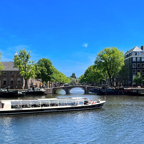 Rondvaart door Amsterdam – 75 min. (2 p.)