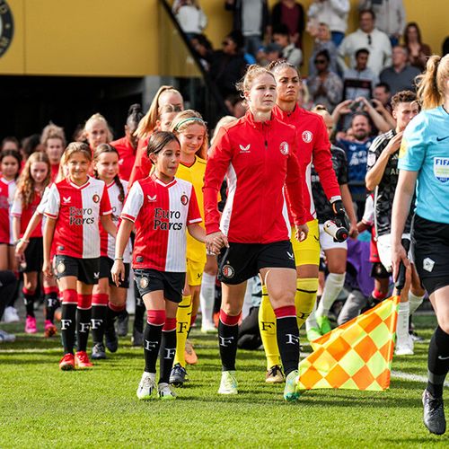 Wedstrijd van Feyenoord Vrouwen 1