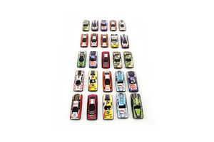 25 petites voitures Alloy