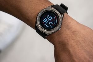 Zwarte smartwatch van Sinji