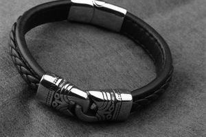 Zwartleren armband met roestvrijstalen sluiting Kendrik van Di Lusso
