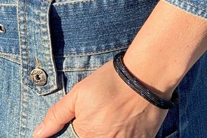 Bracelet en corde noire (21,5 cm)