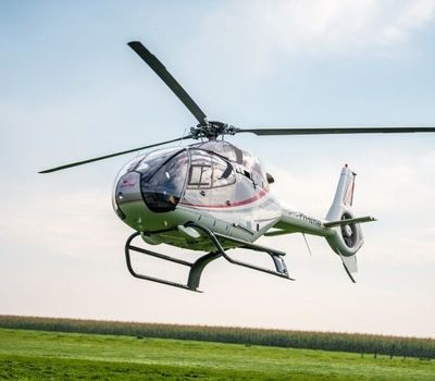 Einzigartiges Erlebnis: Helikopterflug (1 P.) in NL