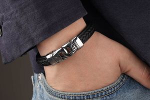 Zwartleren armband met roestvrijstalen sluiting Kendrik van Di Lusso