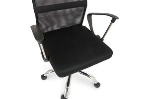 Chaise de bureau ergonomique noire avec accoudoirs