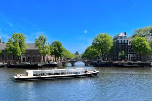 Rondvaart door Amsterdam - 75 min. (2 p.)