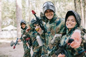 Paintball oder Airsoft in Nijmegen NL (12 Personen)