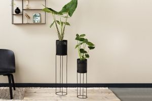 2 plantenstandaarden van Lifa Living (groot & klein)