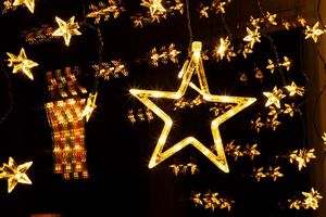 Guirlande lumineuse avec étoiles scintillantes (90 LED)