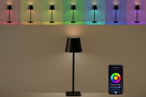 Slimme draadloze stalen tafellamp met RGB-verlichting