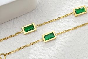 Bracelet avec pierres vertes (18 cm)