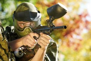 Paintball oder Airsoft in Nijmegen NL (12 Personen)