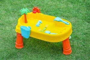 Table de jeu sable et eau (avec accessoires)