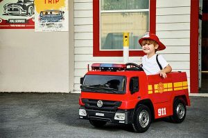 Elektrische brandweerwagen met accessoires (115 cm)
